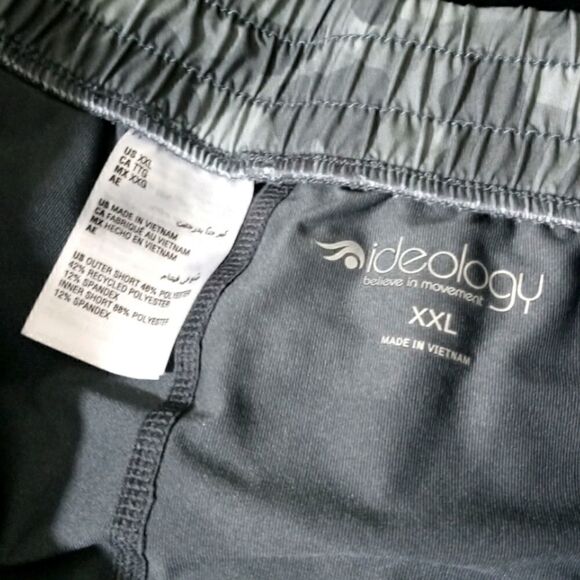 Ideology Performance Camo Shorts -S - Picture 2 of 3